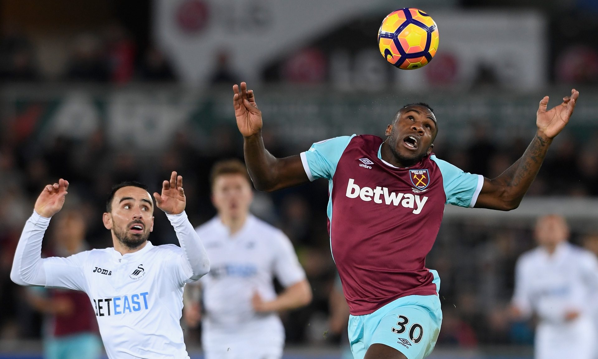 也在此次比 也在此次比