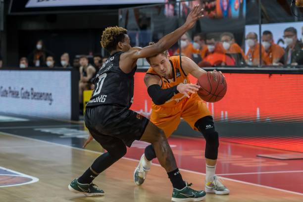 正如业内人 正如业内人