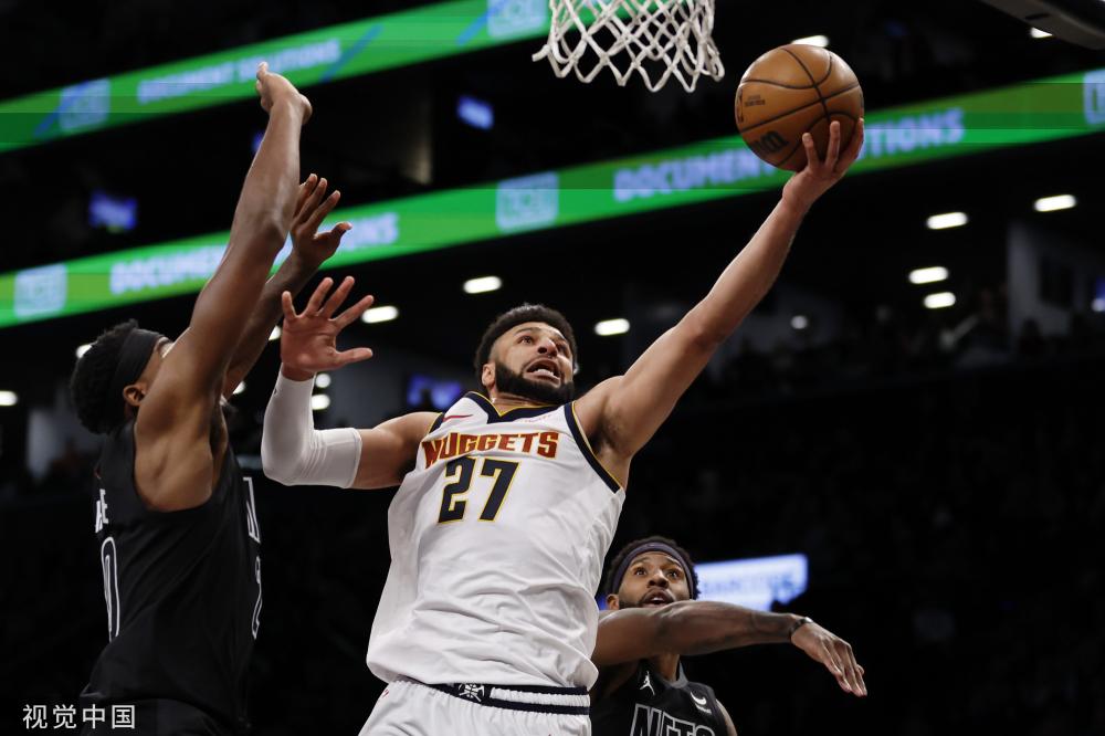 甲表现突出 甲表现突出